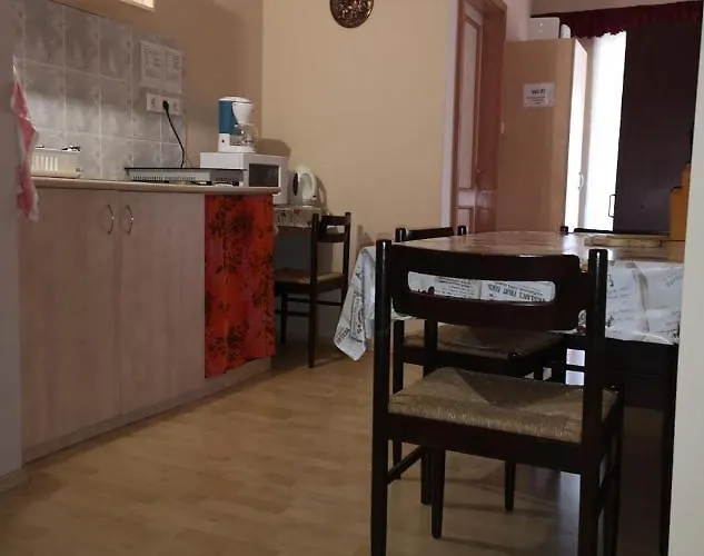 Apartament Vitorlas Apartmanhaz Siófok